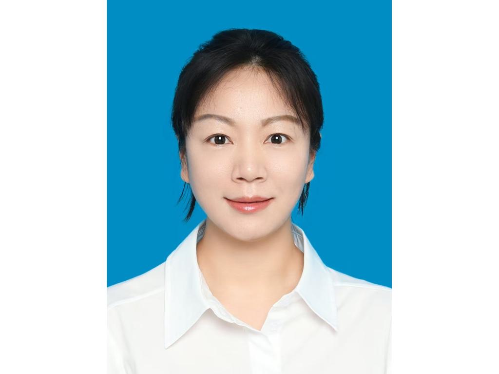 涂怡雯 博士